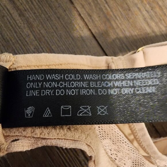 Natori Bliss Perfection Contour Underwire Bra Tan 36B - Picture 12 of 13